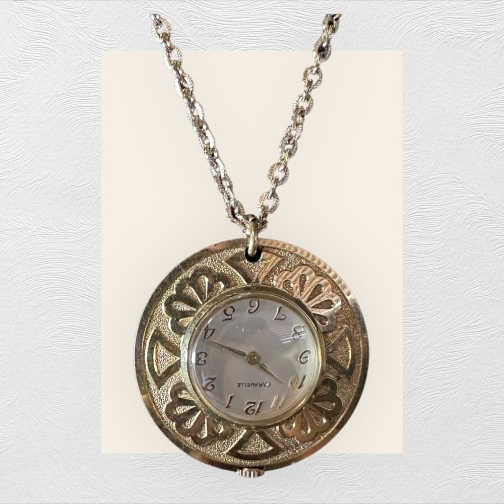 Vintage Caravelle Necklace‎ Watch with Chain
